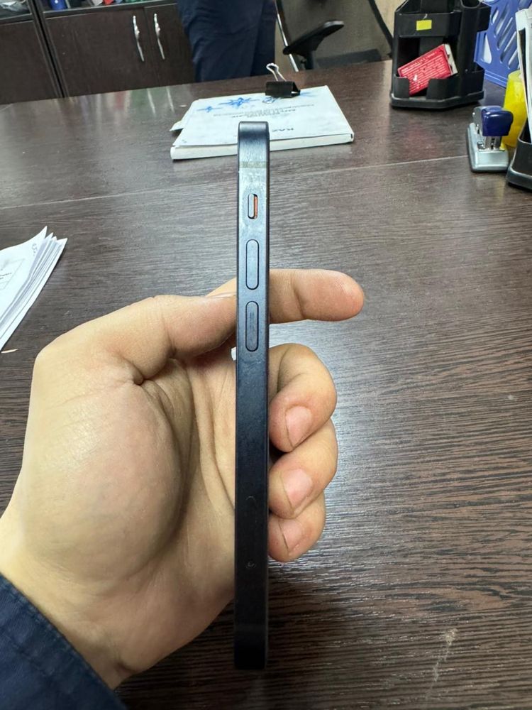 Iphone 12 mini в отличном состоянии