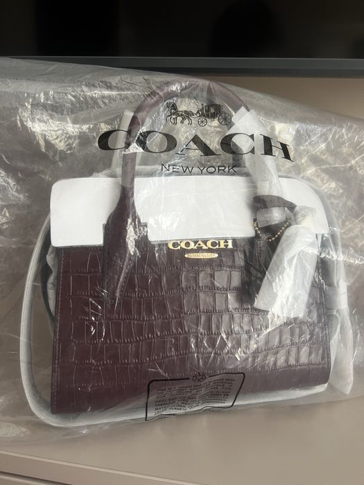 Дамска чанта COACH