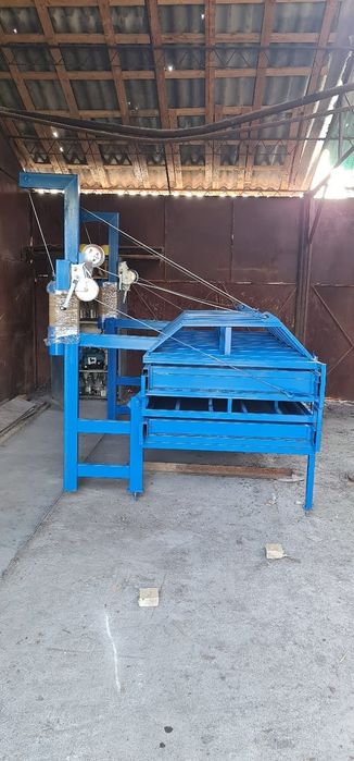 Vând Presa confecționare panouri SIP