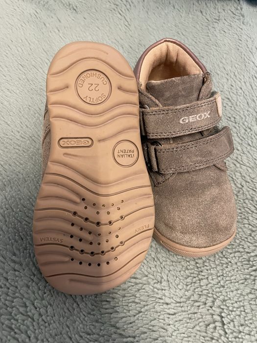 Ghetute Geox fetite nr. 23