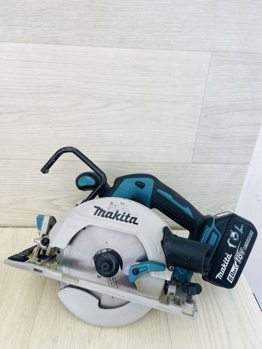 Makita DHS 680 circular 2024