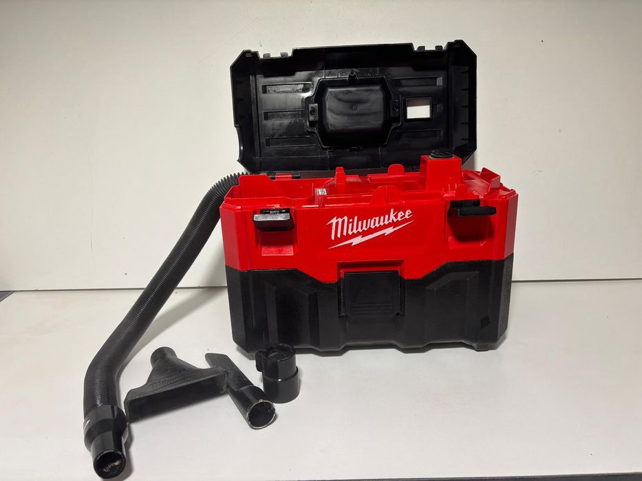 Aspirator milwaukee M18 VC-2