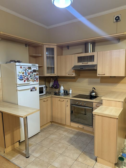 Продам кухонный гарнитур