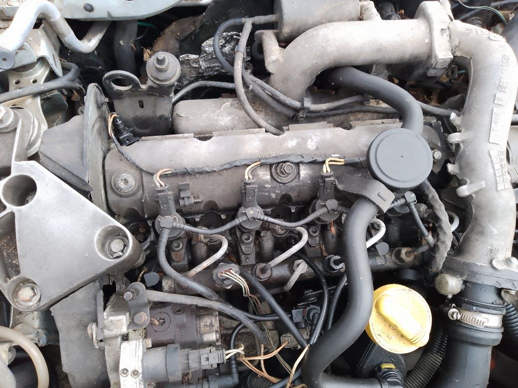 Motor Renault 1,9 se vinde cu chiuloasă fără accesorii