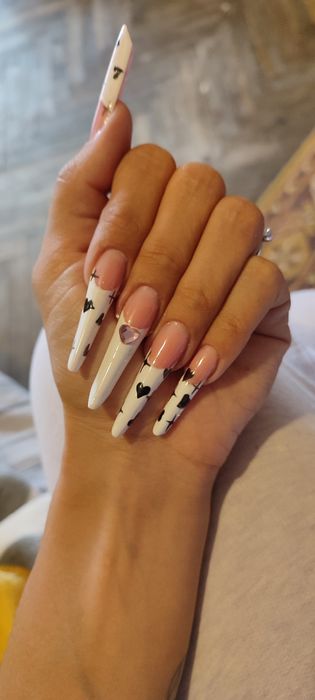 Unghii cu gel sau semi