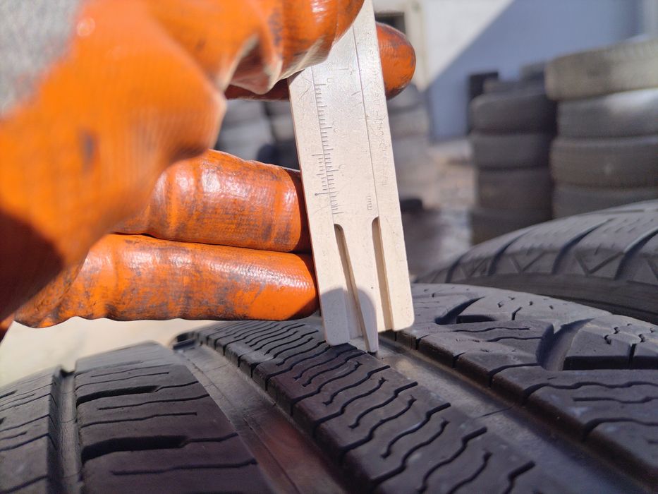 215/45/18 Мишелин - без ДОТ