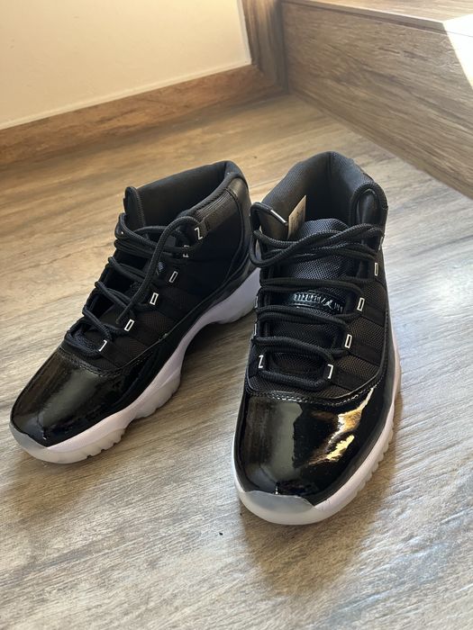 Jordan 11 negri.