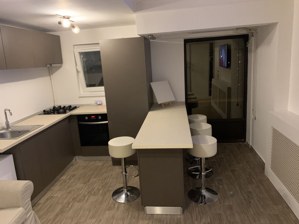 Vand apartament 2 camere Emil Racovita/ Aparatorii patriei