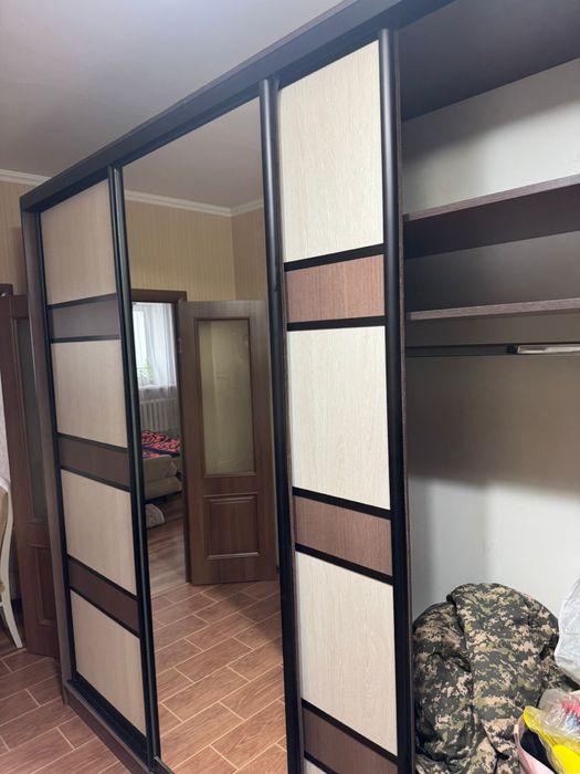 Шкаф для прихожей