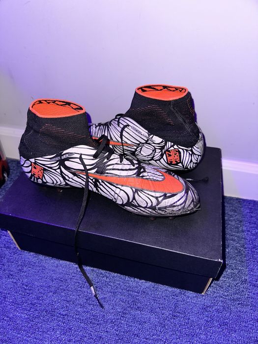 Crampoane Nike Neymar Jr Ousadia Alegria Hypervenom 43