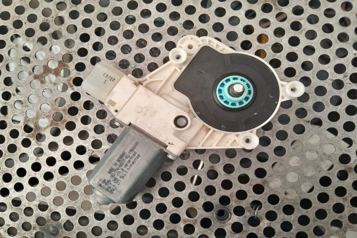 Motoras macara geam fata stanga 942888100 BMW Seria 5 F11 [2009 - 201