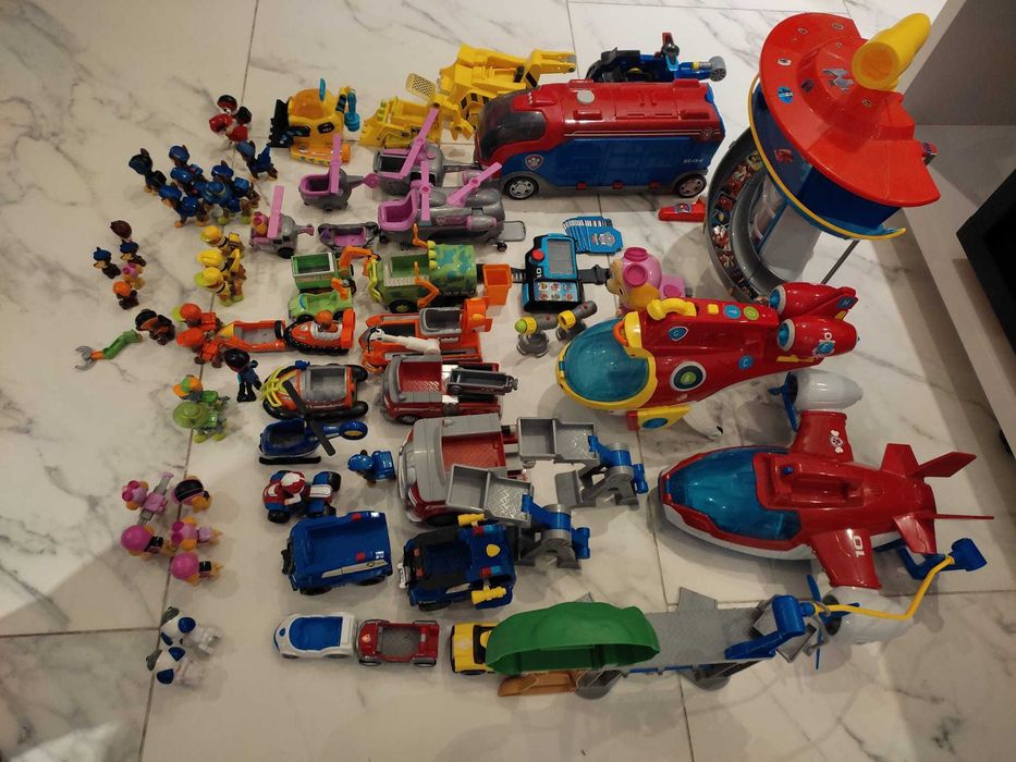 Seturi figurine si piese Paw Patrol
