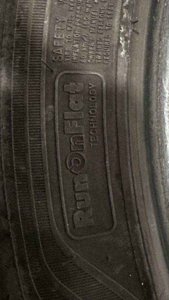 Anvelope Vara Goodyear 225/50R18 225/50/18 95W ROF Runflat Set 4 buc