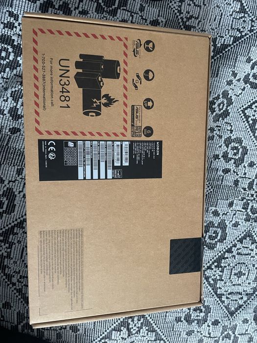 Лаптоп ASUS W202N