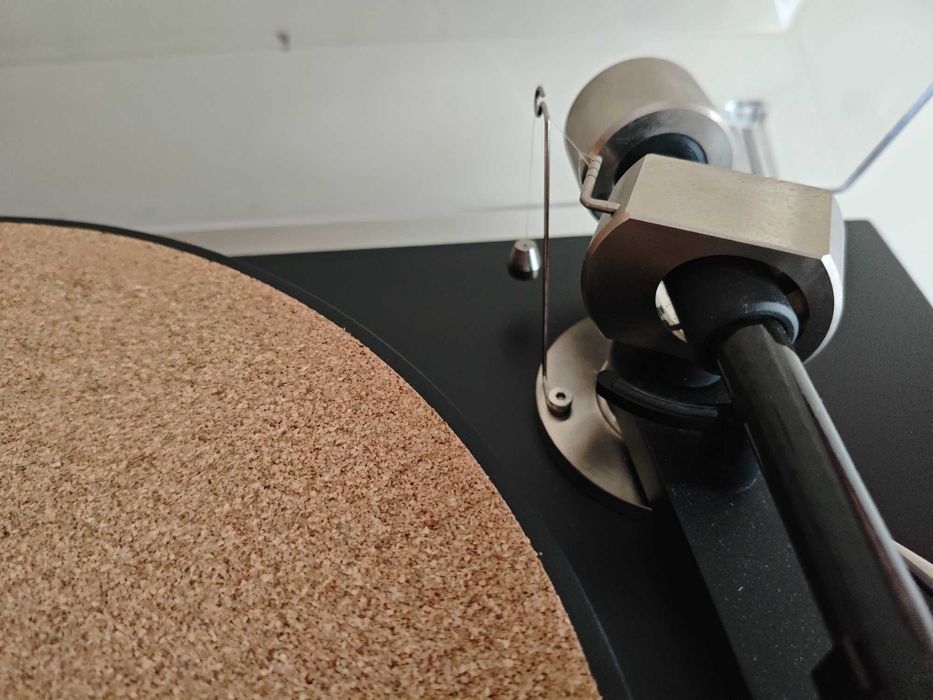 Грамофон Pro-Ject Debut Pro