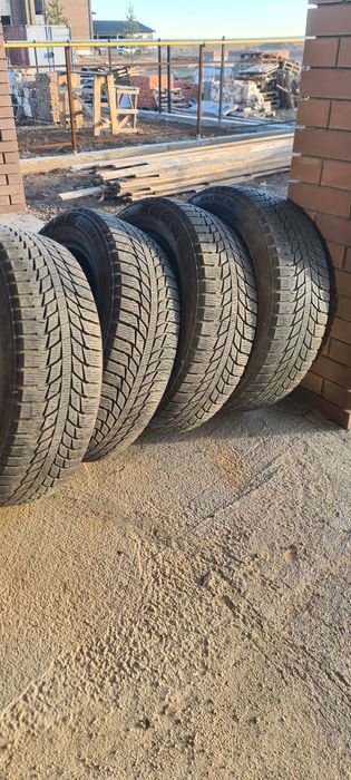 Зимняя резина, липучка 235/55 R19