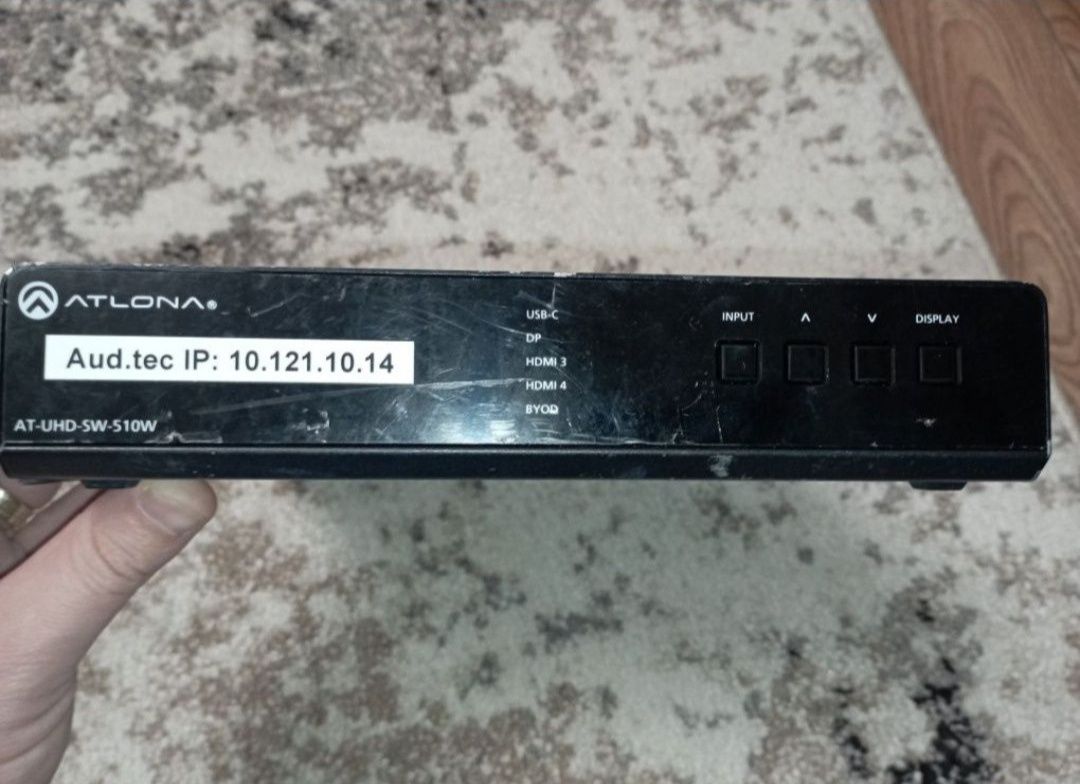 Atlona 4K/UHD 5-Input Universal Switcher Wireless