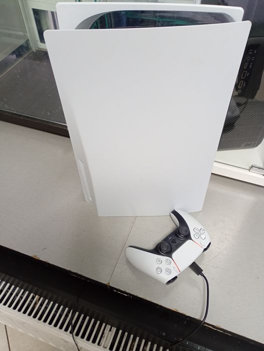 PS 5 Fat /ssd 825 GB