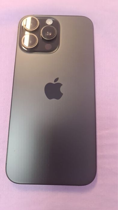 Vand iphone 16 pro max 1TB liber retea complet