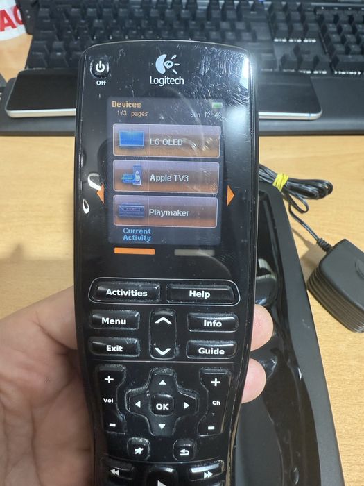 Logitech Harmony One - programabila