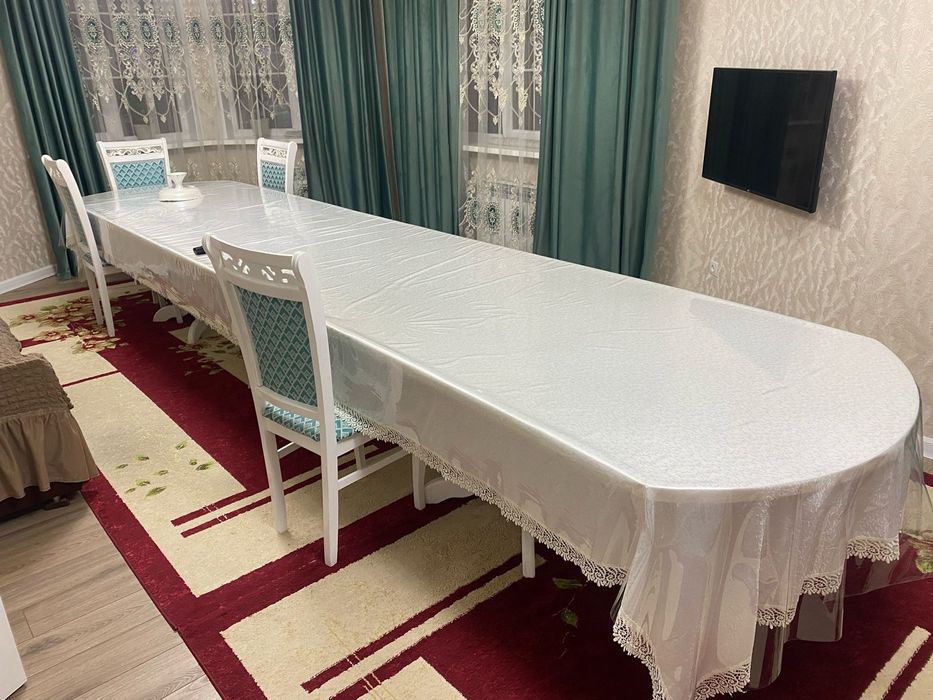 Стол для гостиной
