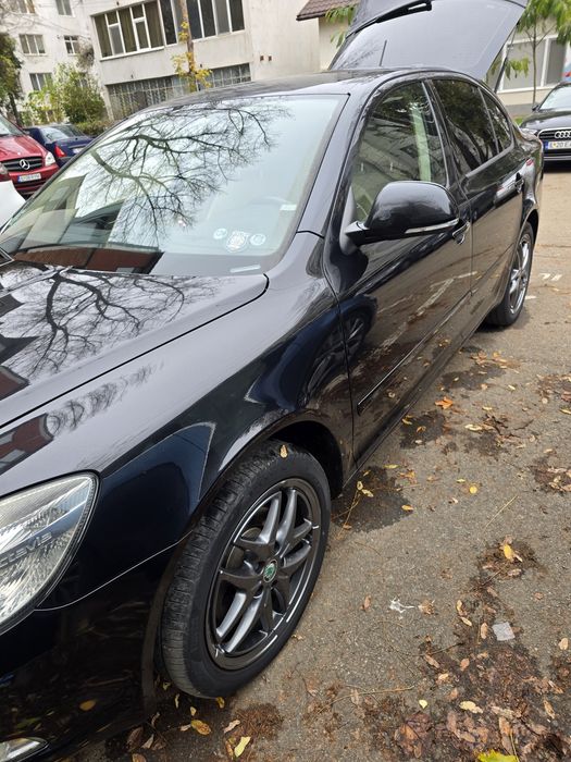 Vand skoda 2011 facelift pret negociabil