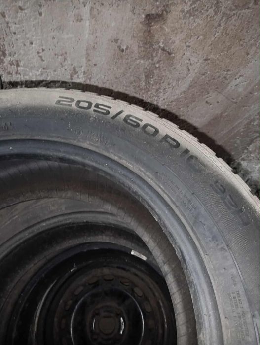 Vand cauciucuri 205/60 R16