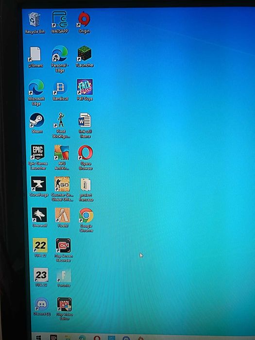 Sistem desktop Gaming AMD Ryzen 5, 2400G, 16GB RAM