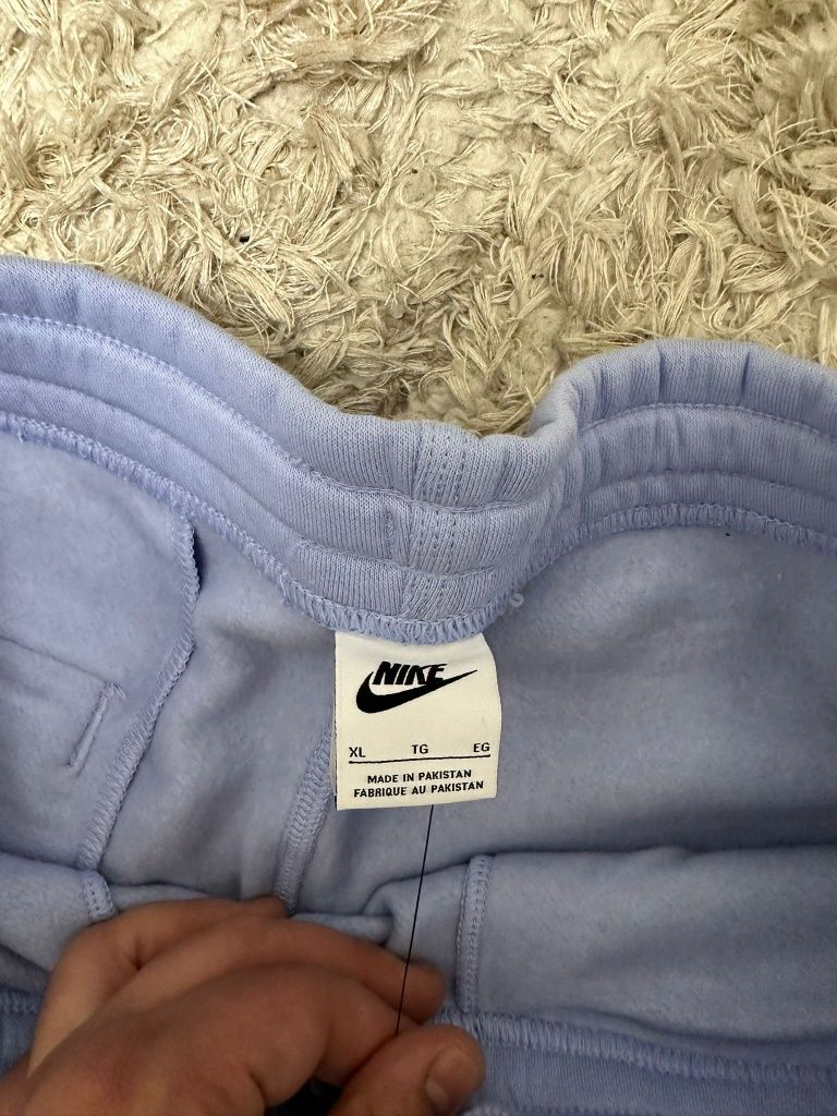 Pantaloni nike bărbați