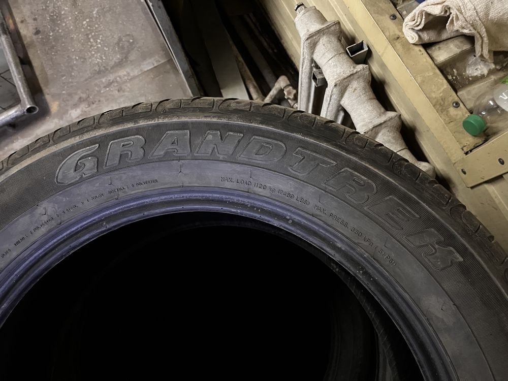 285/50R20 Dunlop продам