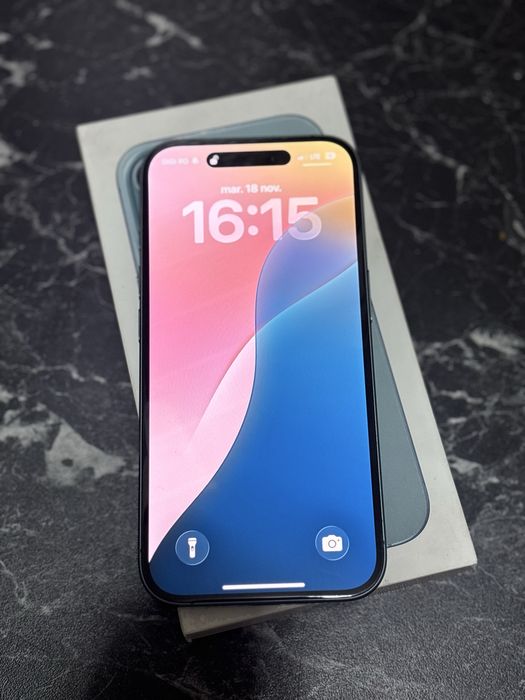 iphone 16 Blue Teal 128GB