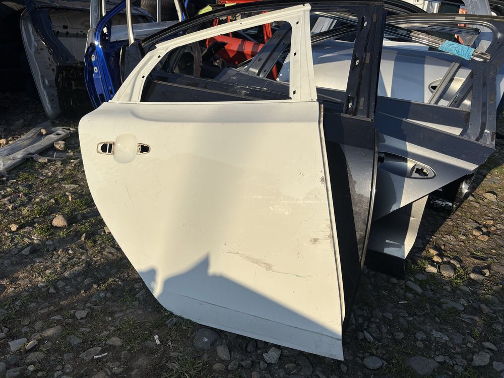 Врата Волво С40/Volvo S40
