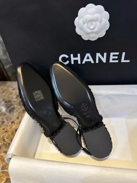 Chanel 35-42