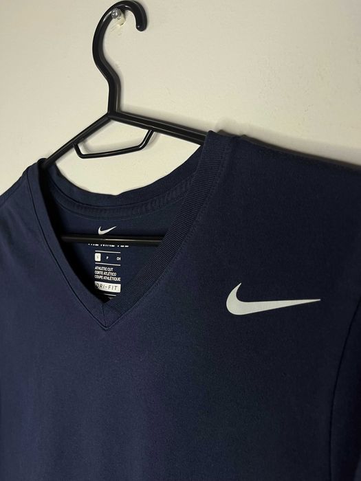 Nike Dri-Fit V-Neck T-Shirt Мъжка Тениска