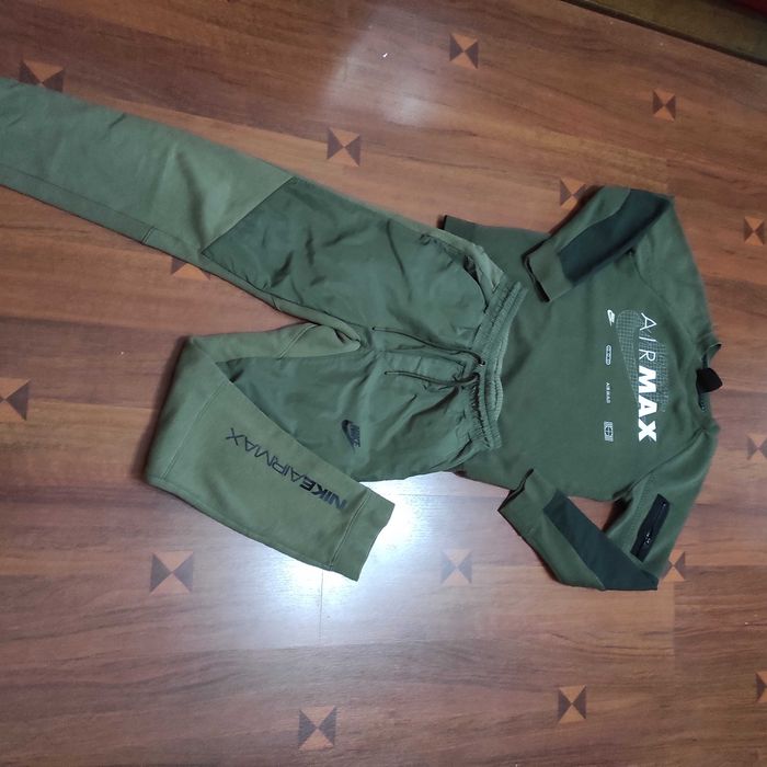 Оригинален найк блуза и панталон 137 147