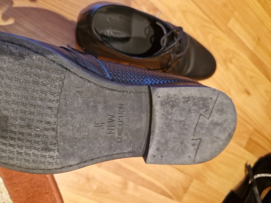 Pantofi din piele marimea 41