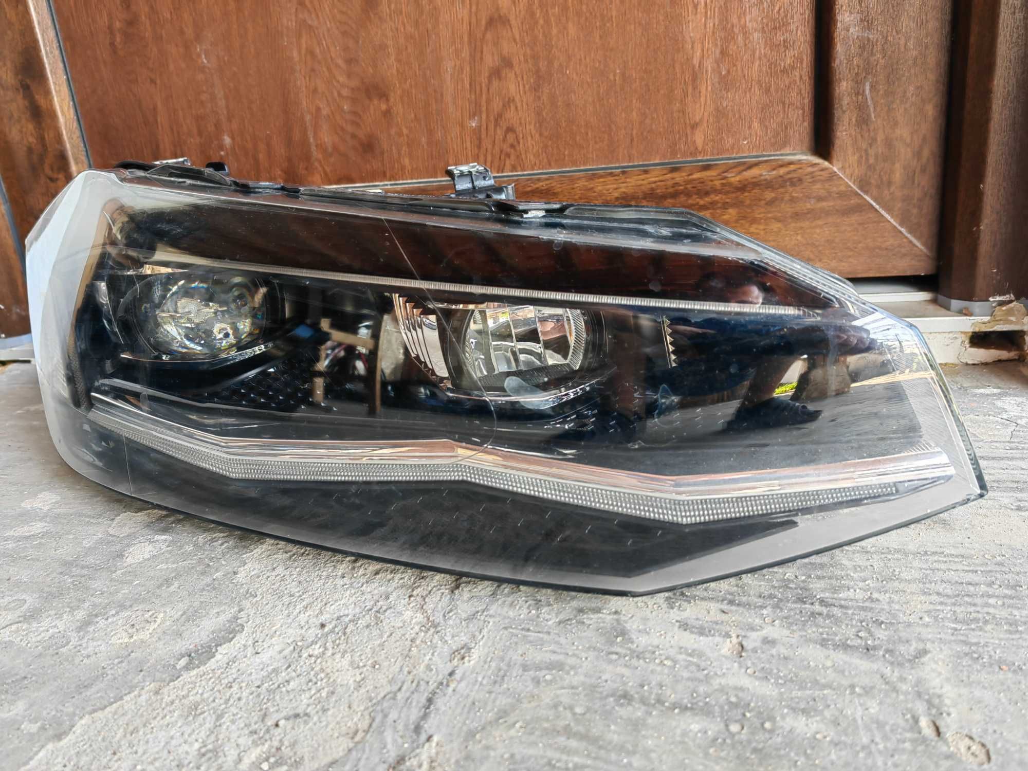 Фар VW Polo 2G FULL LED десен / Фар Поло 2Г Оригинален