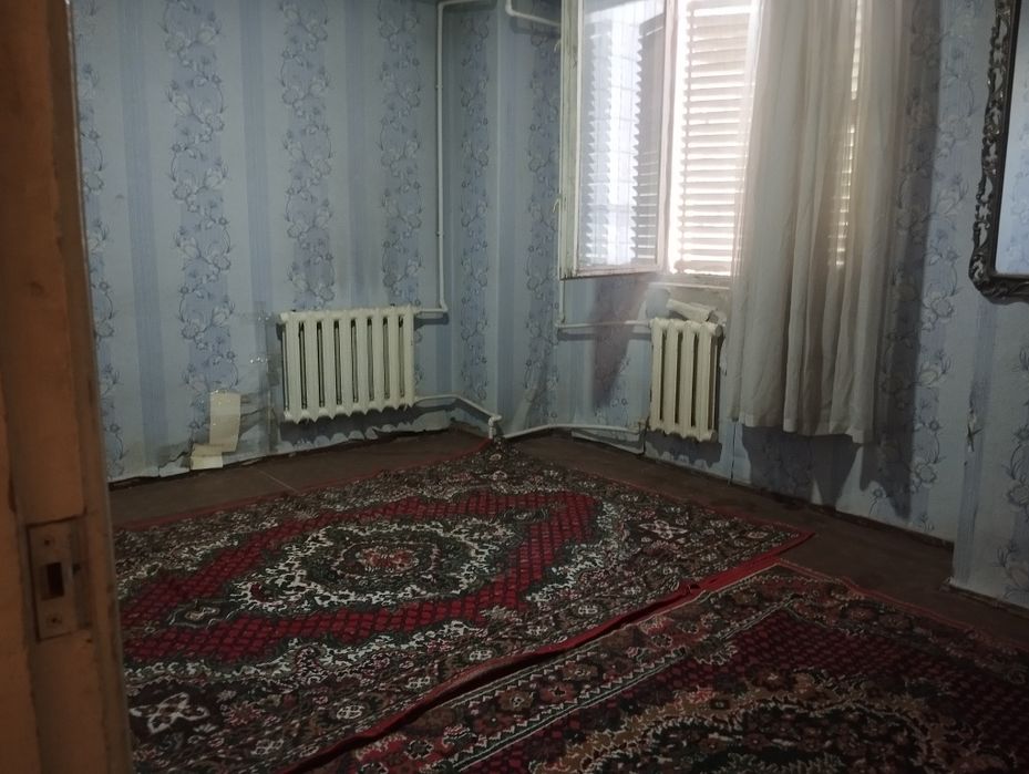 SROCHNA. BEZMAKLER. Talabalarga kv bor