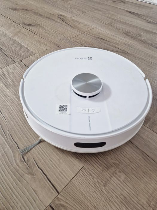 Aspirator robot Ezviz