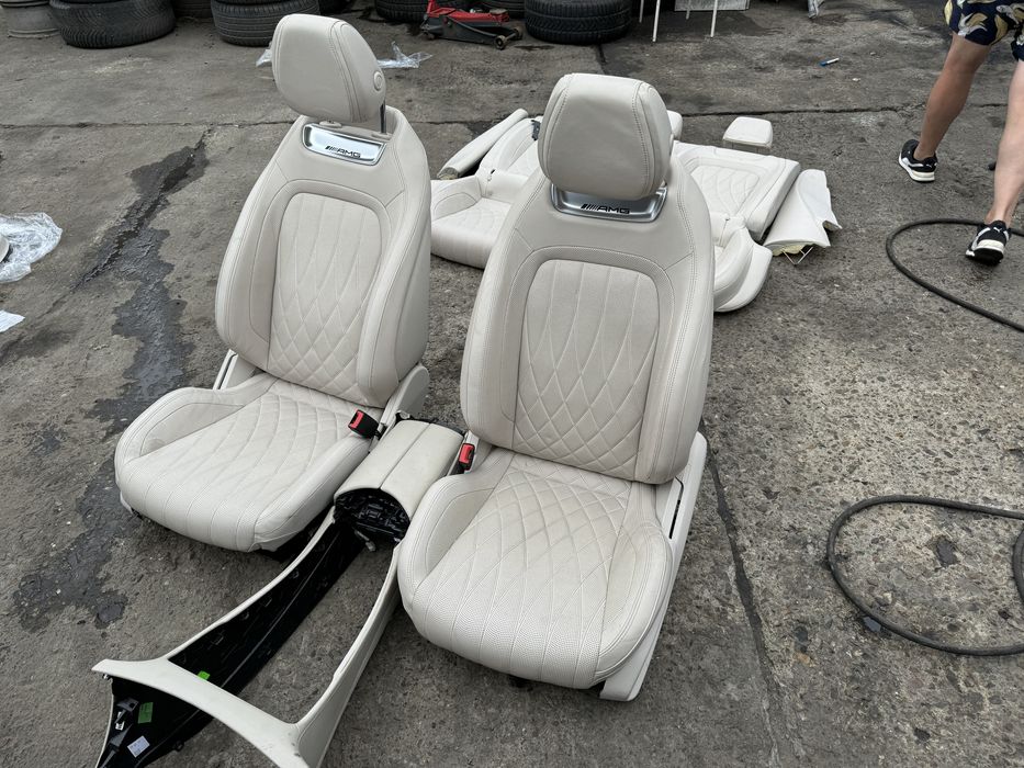 Кожен салон за Мерцедес Гт Амг Mercedes Gt amg w290