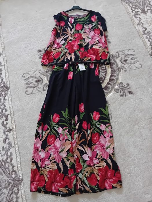 Compleuri și rochițe de damă