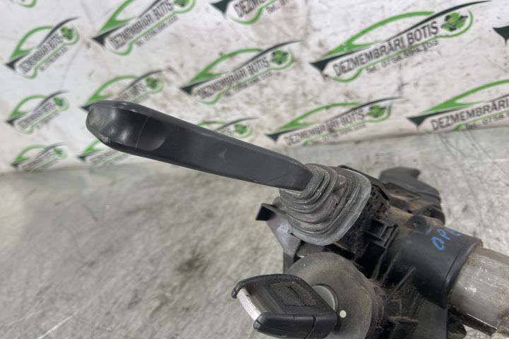 Maneta stergatoare parbriz si luneta 09185417 / 09 185 417 Opel Corsa