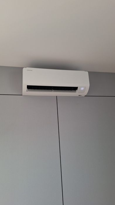 Montez aer condiționat Igienizare Încărcare freon