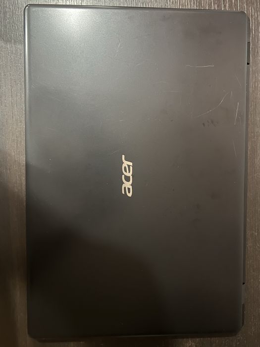Vând laptop Acer Aspire A317-52 – i3 / 8GB RAM / SSD M.2