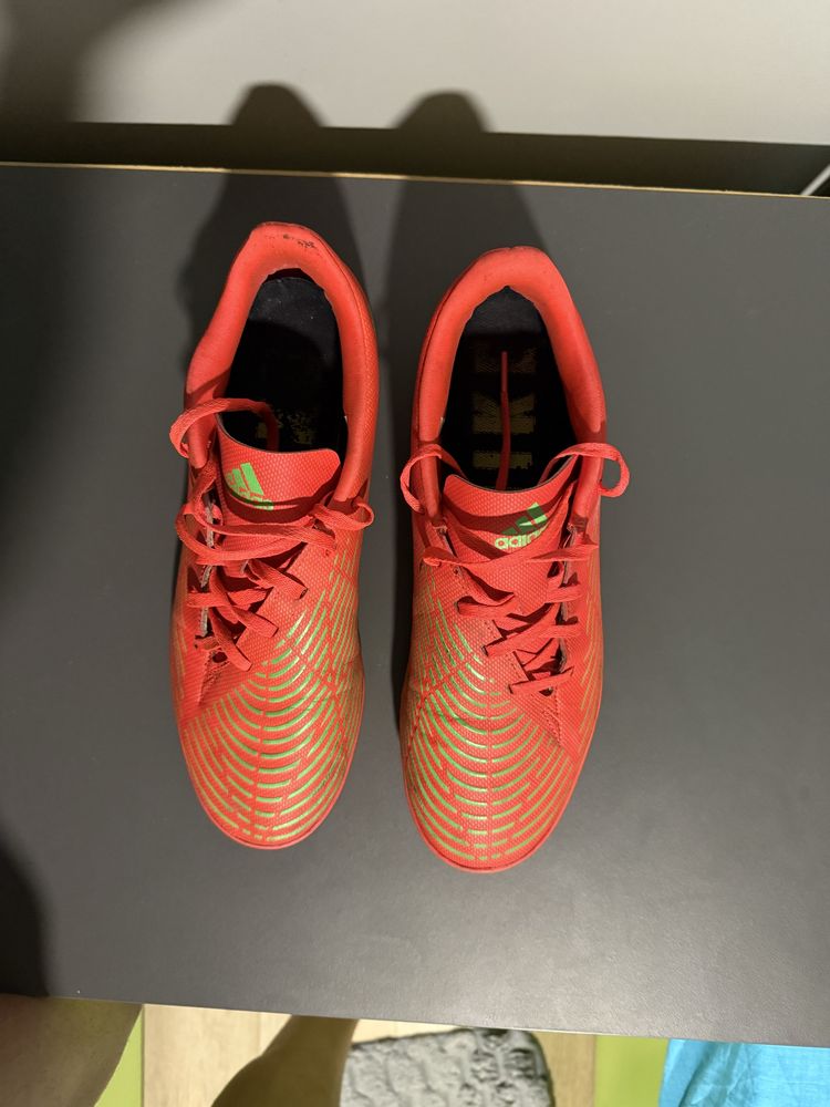 Adidas  predator