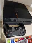 Vând PlayStation (PS4 )4 500 GB slim perfecta stare