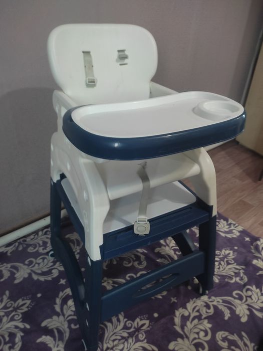 Продам столик для кормления 3в1