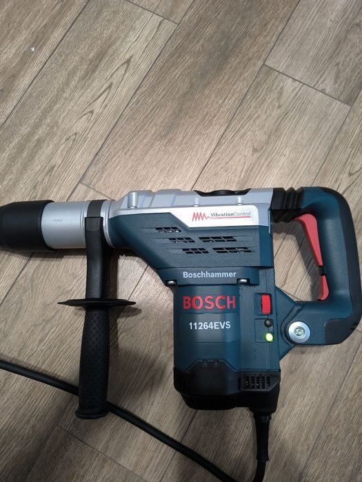 Vând rotopercutor Bosch profesional heavy duty