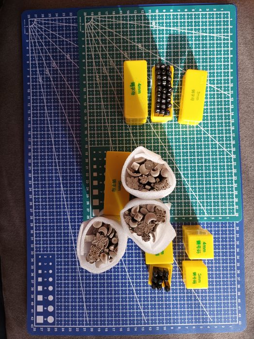 Инструменты для кожи