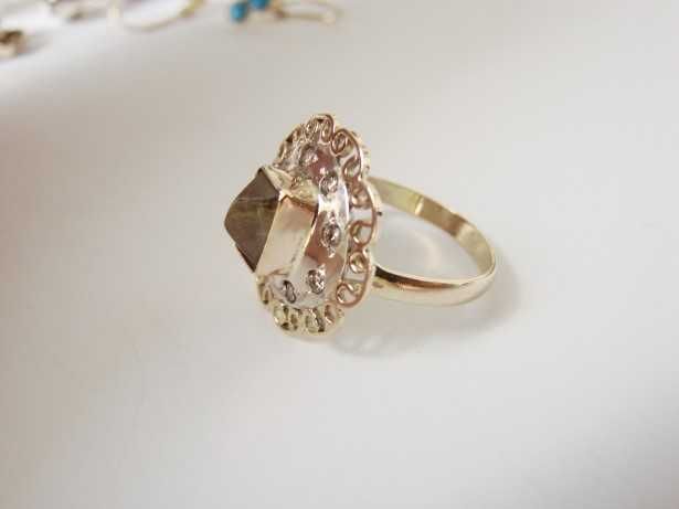 Inelul Aur 14K Argint Cu Diamante Diamant Brut